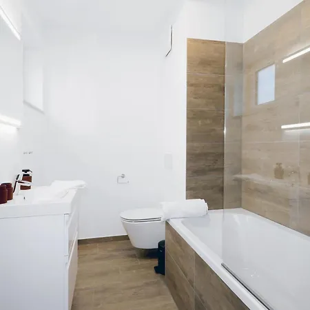 Penthouse Comfort Apartment *